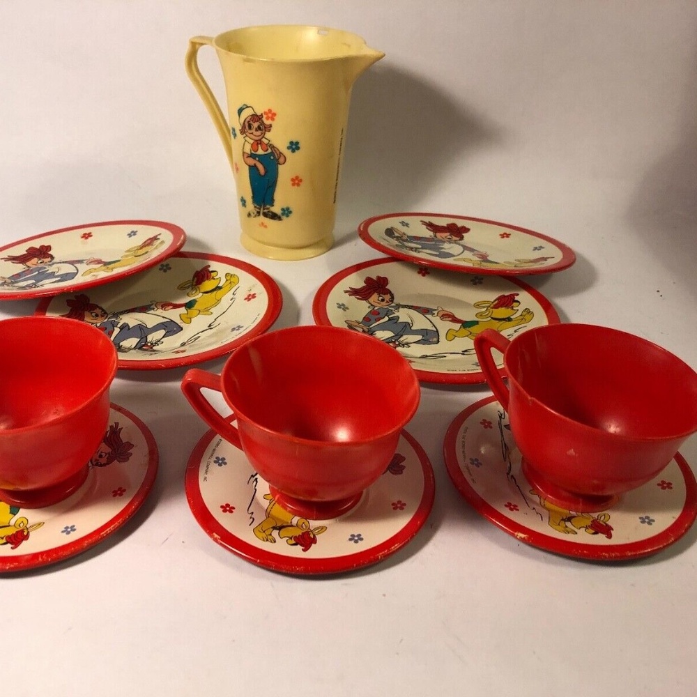 Vintage Raggedy Ann & Andy Tea Set Pitcher, Plates & Cups 1978 11 pieces
